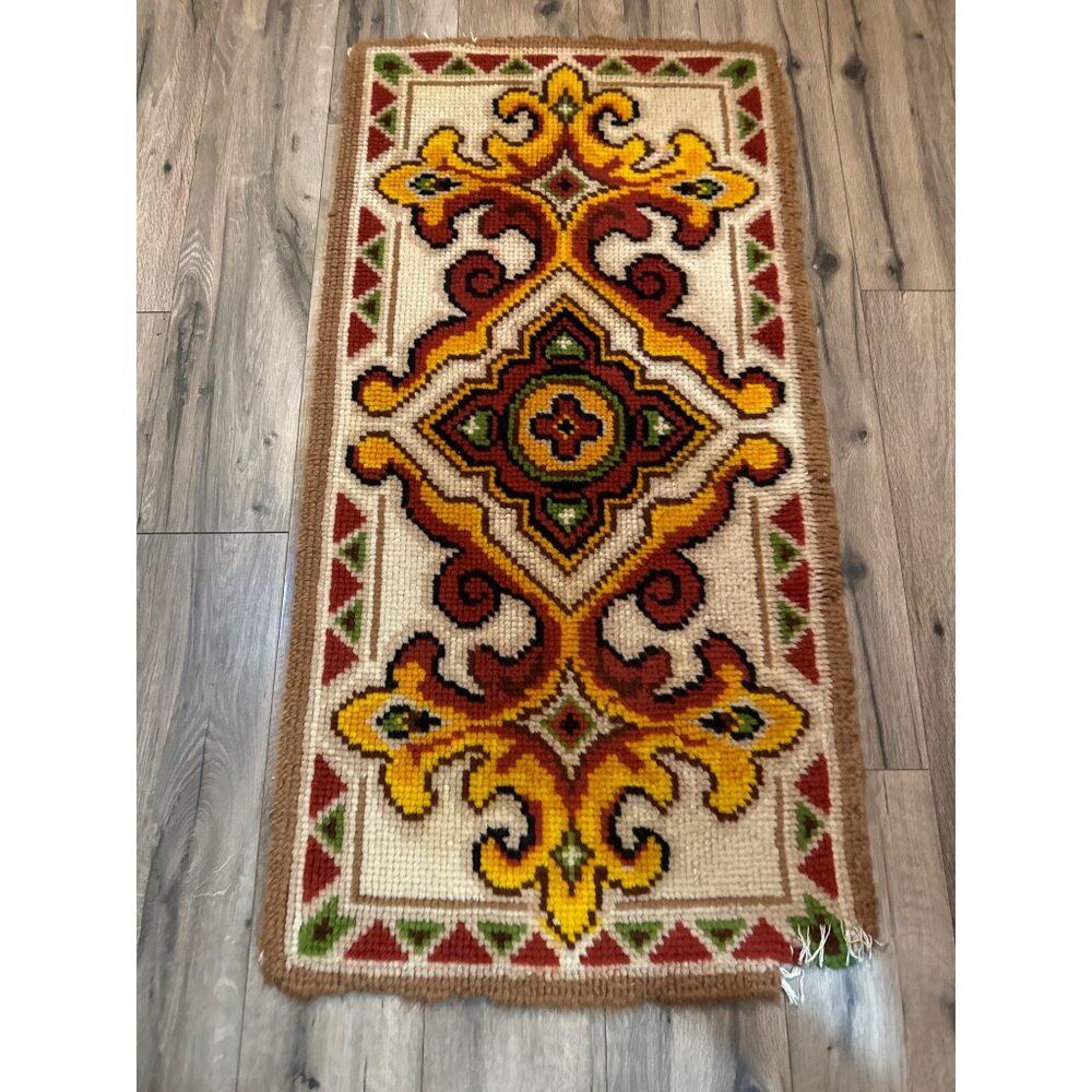 VTG 1970's Readicut "Grandma" Rug Sweedish Rya Handcrafted 4ft x 2f